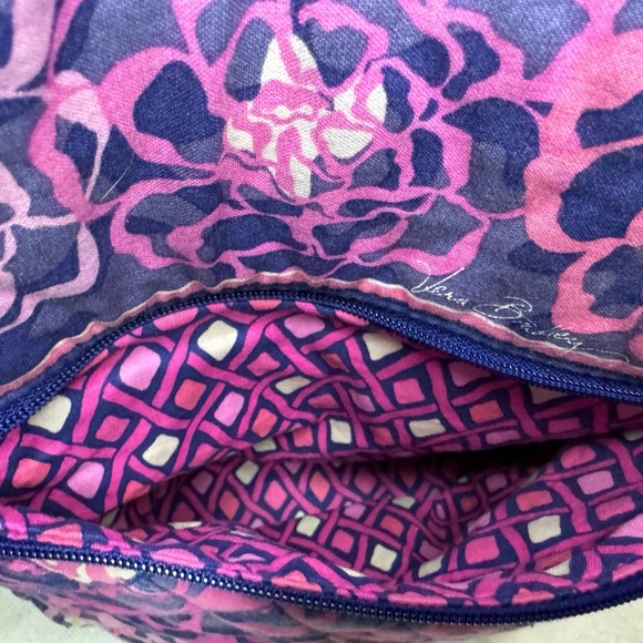 Vera Bradley Large Backpack. Pink and purple floral pattern - Picture 8 of 12